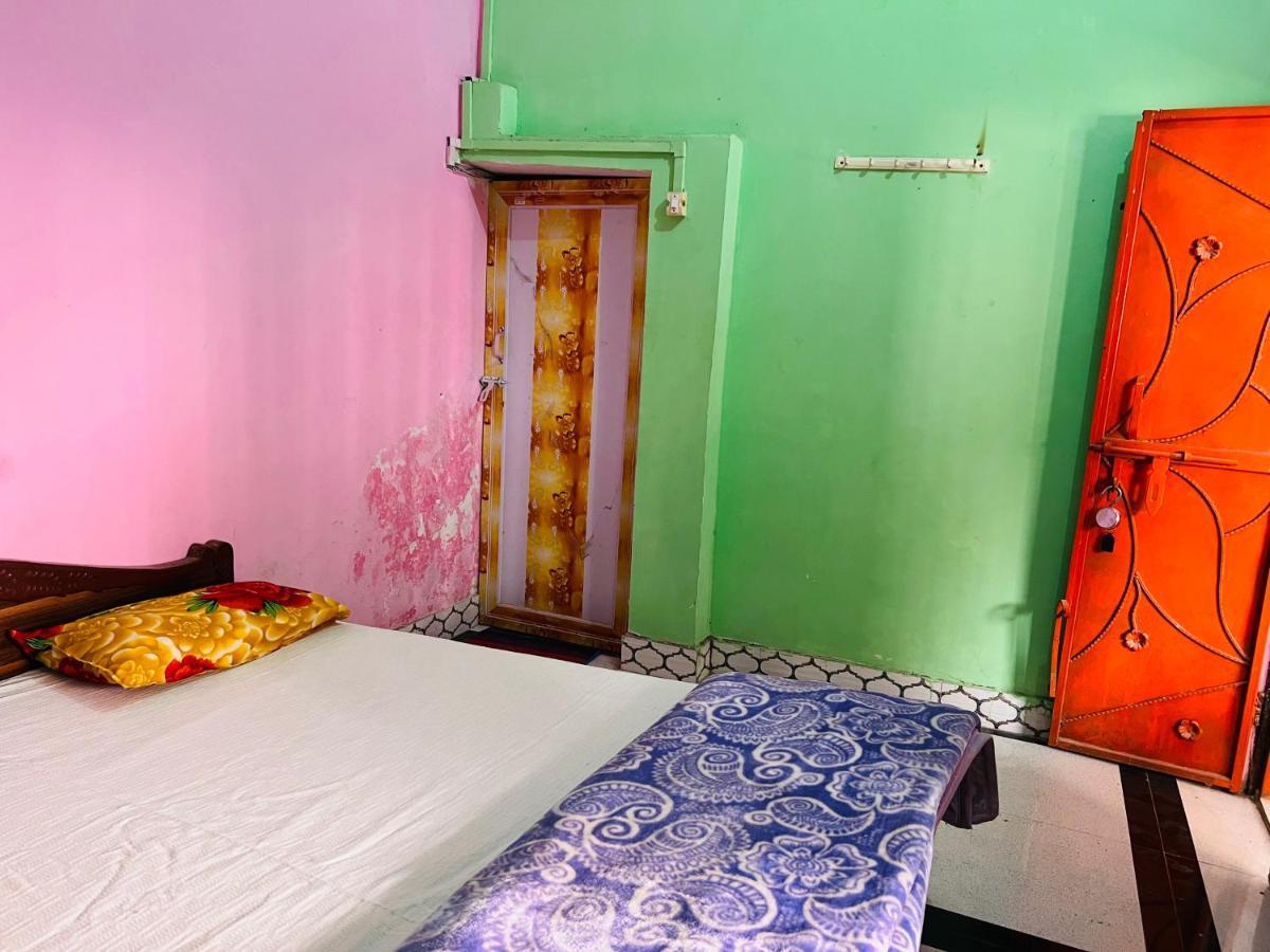 Shreenathji Haveli Hotel Naimisharanya Bagian luar foto