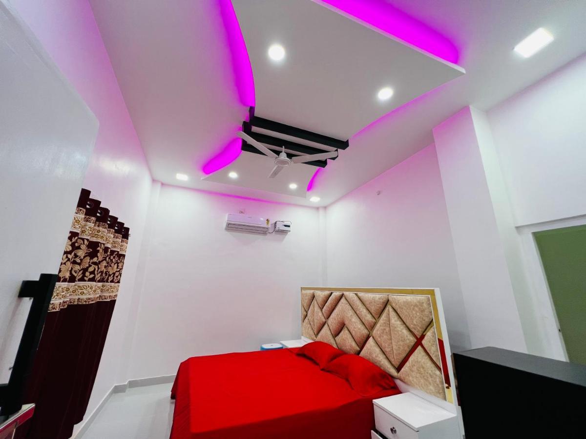 Shreenathji Haveli Hotel Naimisharanya Bagian luar foto