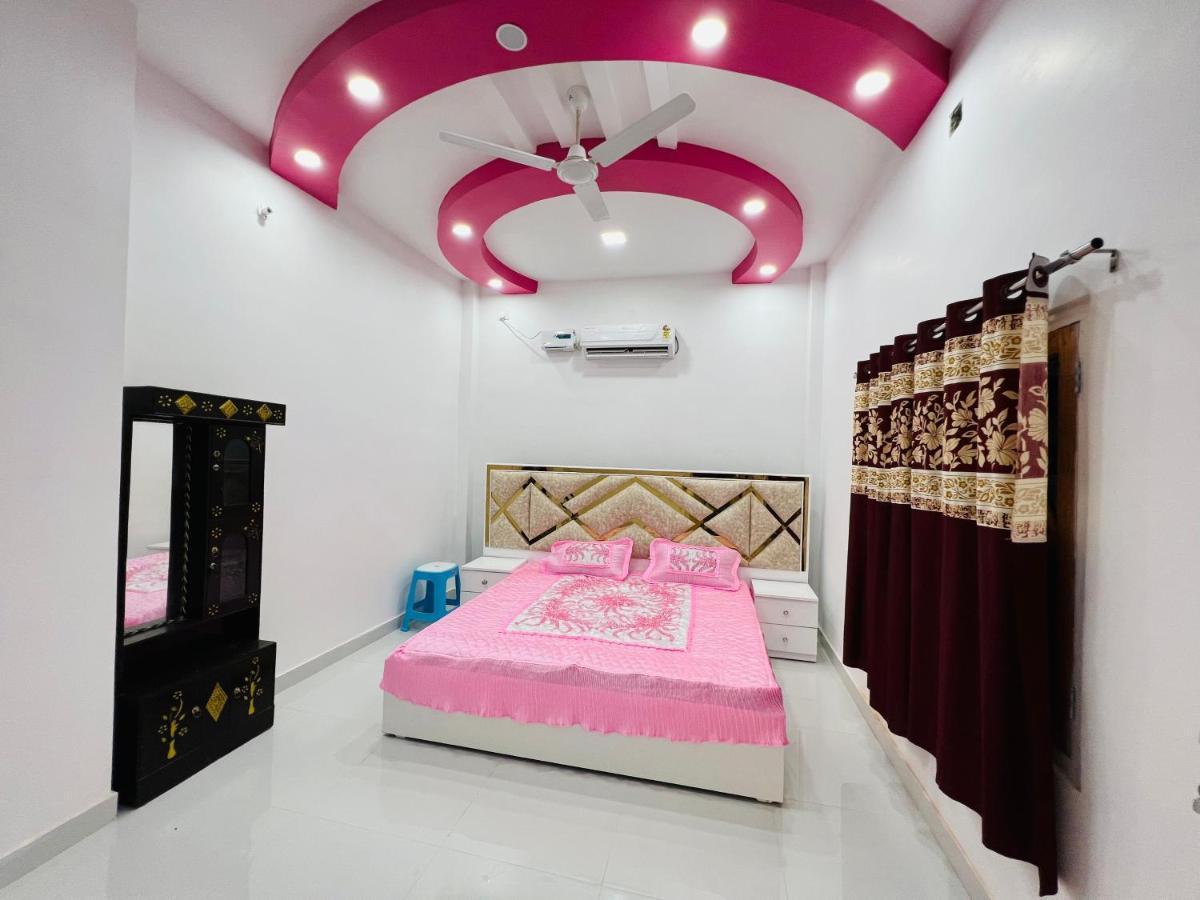Shreenathji Haveli Hotel Naimisharanya Bagian luar foto